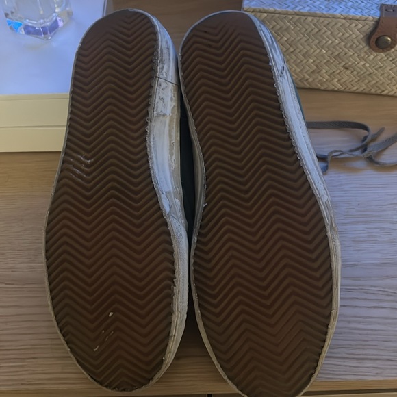 Mens golden goose high tops
Measure 11 3/4" at bottom - Picture 4 of 5